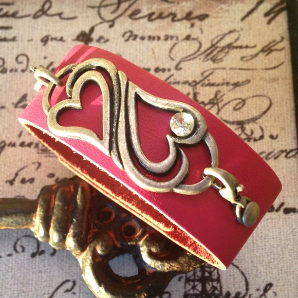 Pretty Pink and Grey Leather Cuffs - Picture 5 of 6